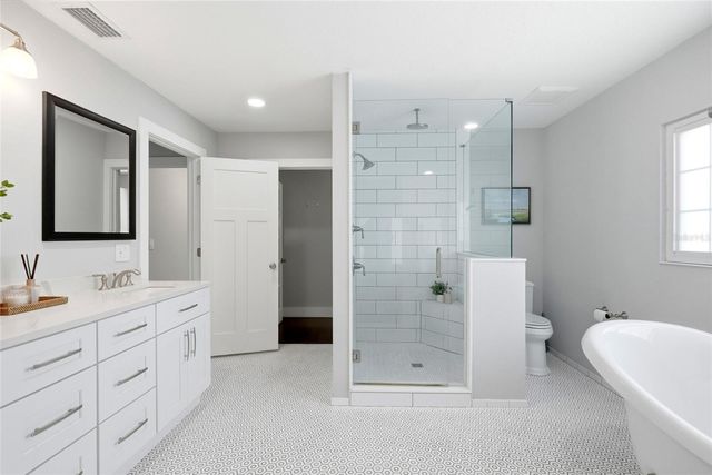 2720 10TH STREET N, St Petersburg, FL 33704