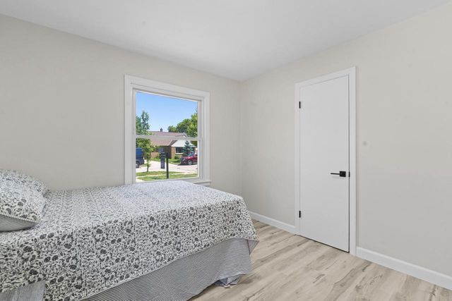 5331 N 61st STREET, Milwaukee, WI 53218