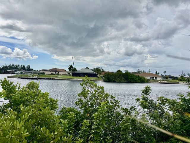 2108 NW 41ST PLACE, Cape Coral, FL 33993
