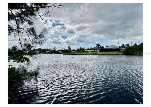 2108 NW 41ST PLACE, Cape Coral, FL 33993