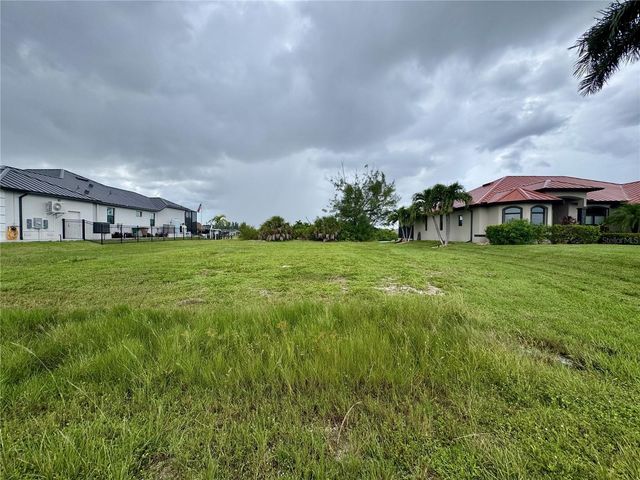 2108 NW 41ST PLACE, Cape Coral, FL 33993