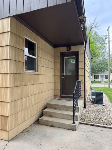 509 NW 4TH ST, Minot, ND 58703