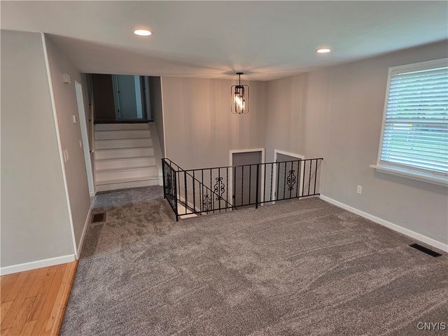 3978 Thrush Lane, Clay, NY 13090