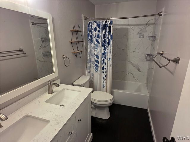 3978 Thrush Lane, Clay, NY 13090