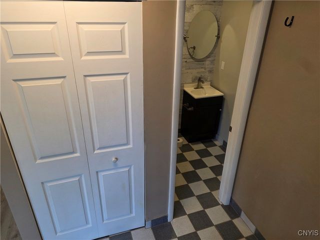 3978 Thrush Lane, Clay, NY 13090
