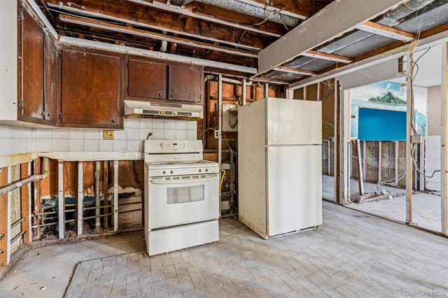 22 Conger Street, Staten Island, NY 10305