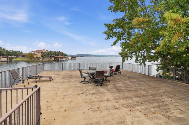 325 Wilderness DR W, Marble Falls, TX 78654