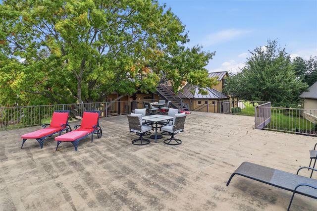 325 Wilderness DR W, Marble Falls, TX 78654