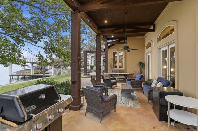 325 Wilderness DR W, Marble Falls, TX 78654