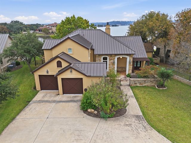 325 Wilderness DR W, Marble Falls, TX 78654