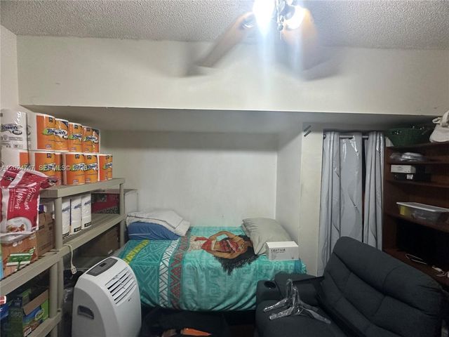 1317 SW 82nd Ave, North Lauderdale, FL 33068