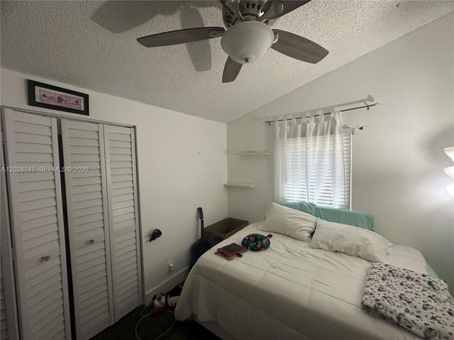 1317 SW 82nd Ave, North Lauderdale, FL 33068