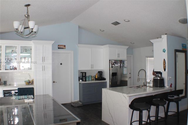 1317 SW 82nd Ave, North Lauderdale, FL 33068