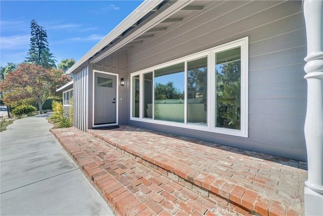 8450 Via Sierra Ramal, Whittier, CA 90605