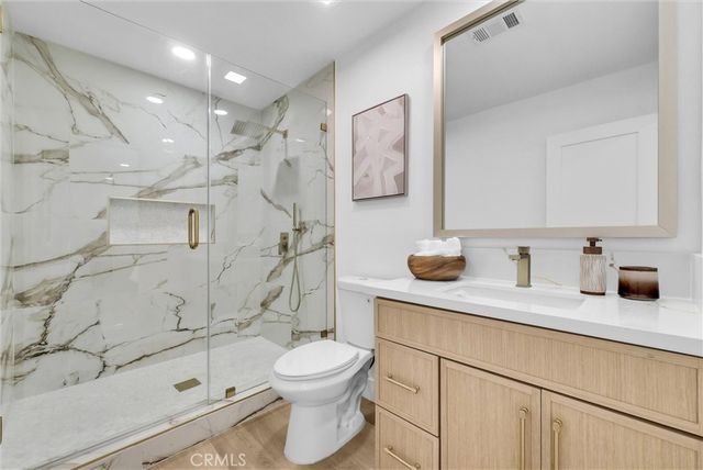 8450 Via Sierra Ramal, Whittier, CA 90605