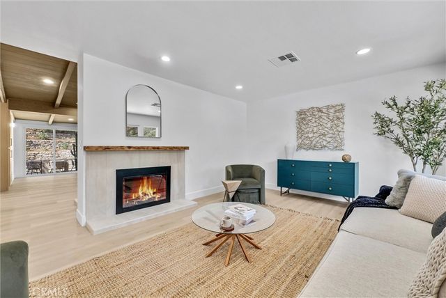8450 Via Sierra Ramal, Whittier, CA 90605