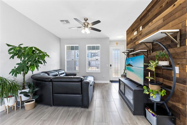 6187 CHAPLEDALE DRIVE, Orlando, FL 32829