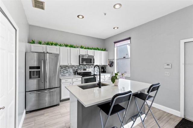 6187 CHAPLEDALE DRIVE, Orlando, FL 32829