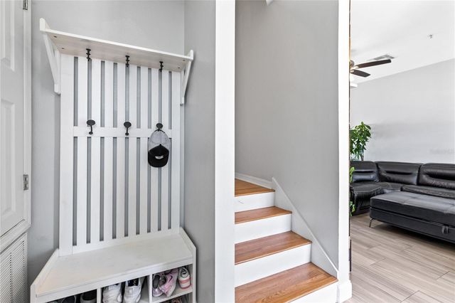 6187 CHAPLEDALE DRIVE, Orlando, FL 32829