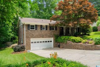 2221 MYRTLEWOOD DRIVE, Hoover, AL 35216