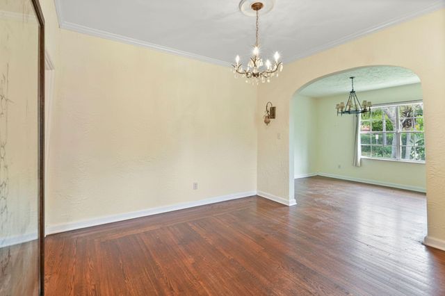 2118 Florida Avenue, West Palm Beach, FL 33401