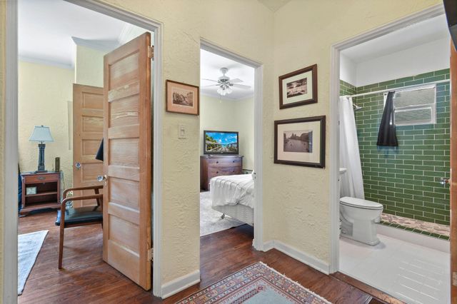 2118 Florida Avenue, West Palm Beach, FL 33401