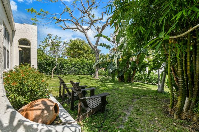 2118 Florida Avenue, West Palm Beach, FL 33401