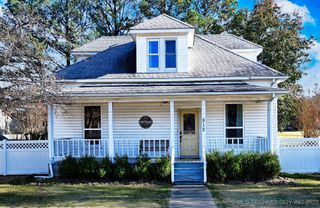 812 N Main Street, Gore, OK 74435