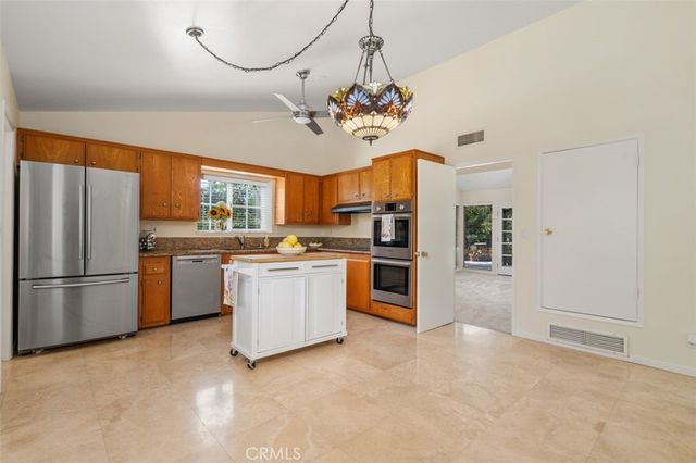 24133 Albers Street, Woodland Hills, CA 91367