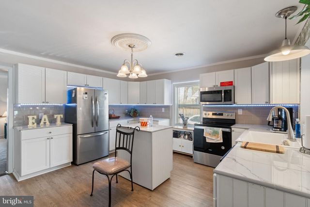 1216 MARSHALL AVE, Colonial Beach, VA 22443