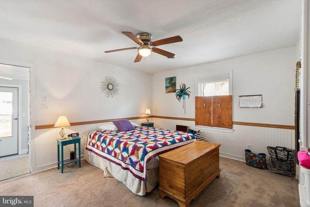 1216 MARSHALL AVE, Colonial Beach, VA 22443