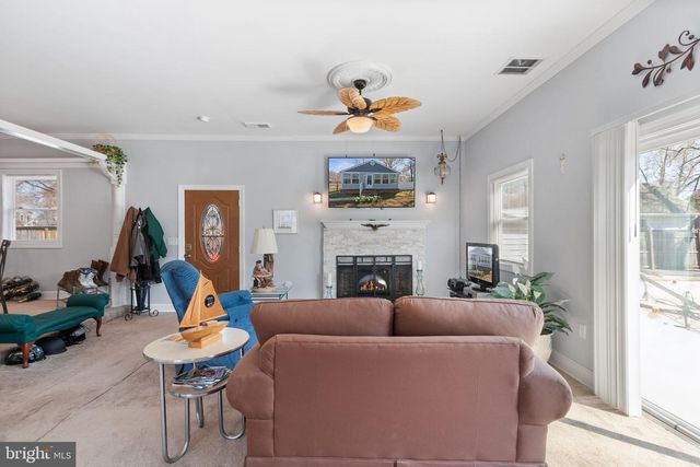 1216 MARSHALL AVE, Colonial Beach, VA 22443