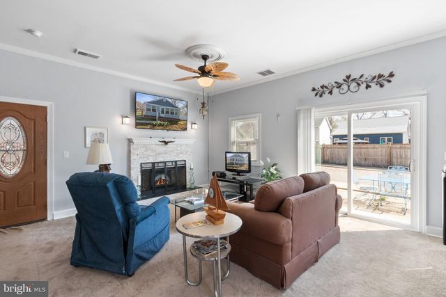 1216 MARSHALL AVE, Colonial Beach, VA 22443