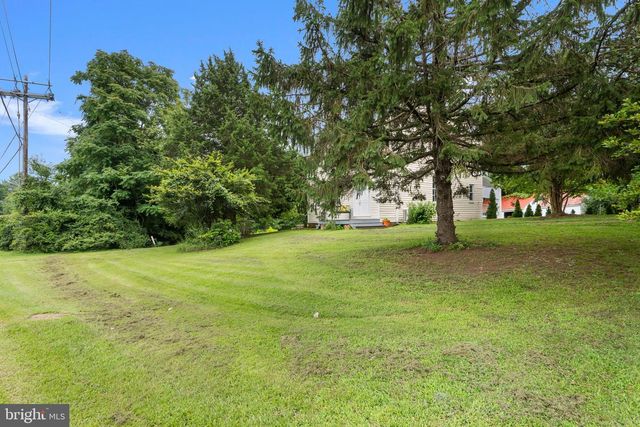 10007 CROOM RD, Upper Marlboro, MD 20772