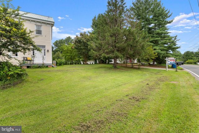 10007 CROOM RD, Upper Marlboro, MD 20772