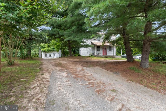 10007 CROOM RD, Upper Marlboro, MD 20772
