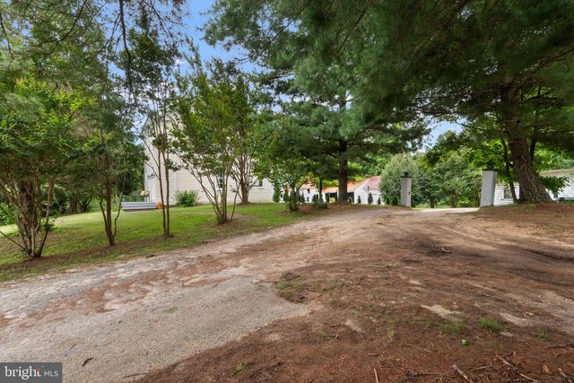 10007 CROOM RD, Upper Marlboro, MD 20772