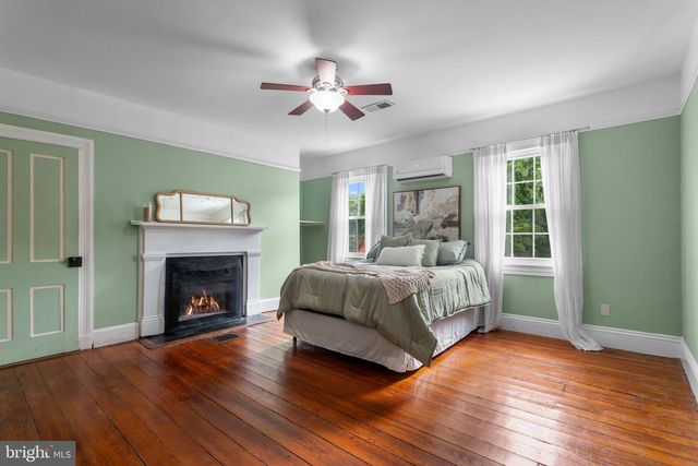 10007 CROOM RD, Upper Marlboro, MD 20772