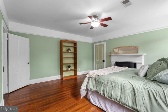 10007 CROOM RD, Upper Marlboro, MD 20772