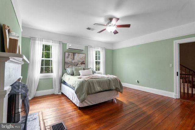 10007 CROOM RD, Upper Marlboro, MD 20772