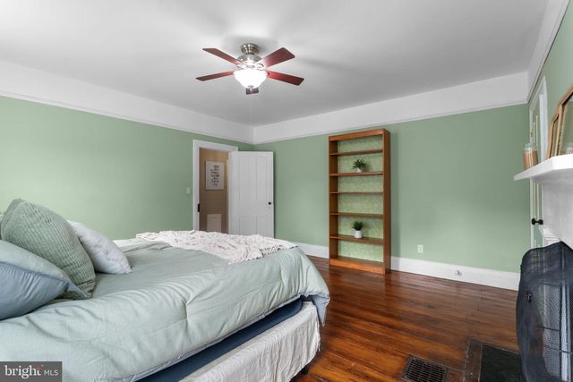 10007 CROOM RD, Upper Marlboro, MD 20772