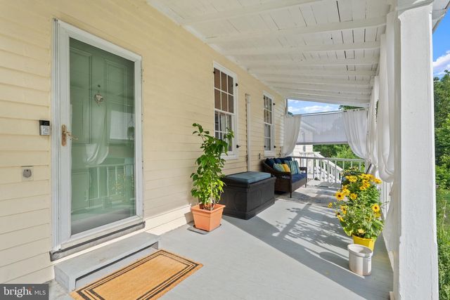 10007 CROOM RD, Upper Marlboro, MD 20772