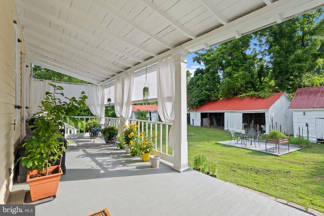 10007 CROOM RD, Upper Marlboro, MD 20772