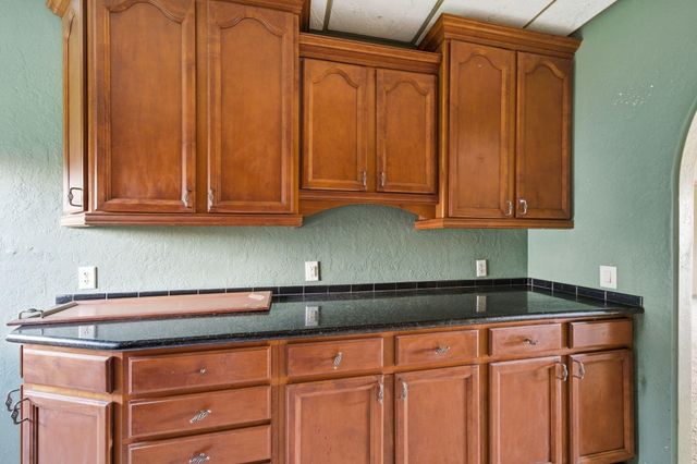 14991 Lower Coal Pit Drive, Igo, CA 96047