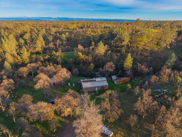 14991 Lower Coal Pit Drive, Igo, CA 96047