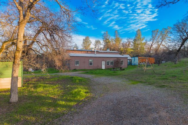 14991 Lower Coal Pit Drive, Igo, CA 96047