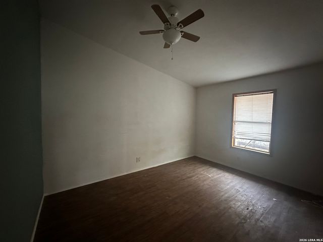 122 Pleasant Valley, San Antonio, TX 78227