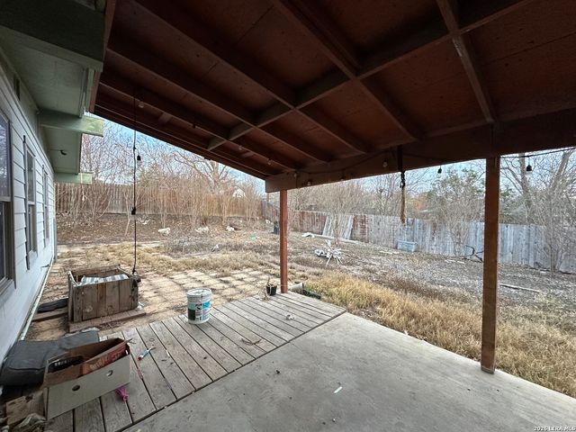 122 Pleasant Valley, San Antonio, TX 78227