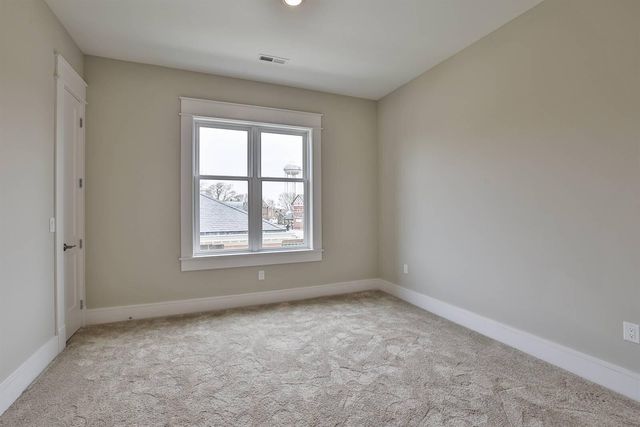 1 Highland Avenue, 208, Fort Thomas, KY 41075