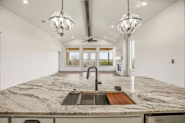 144 Valley View, Glen Rose, TX 76043